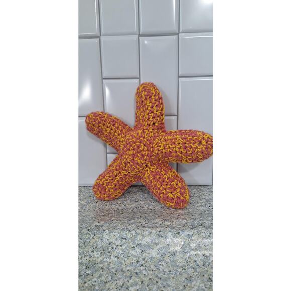 Handmade crochet starfish - Picture 1 of 2